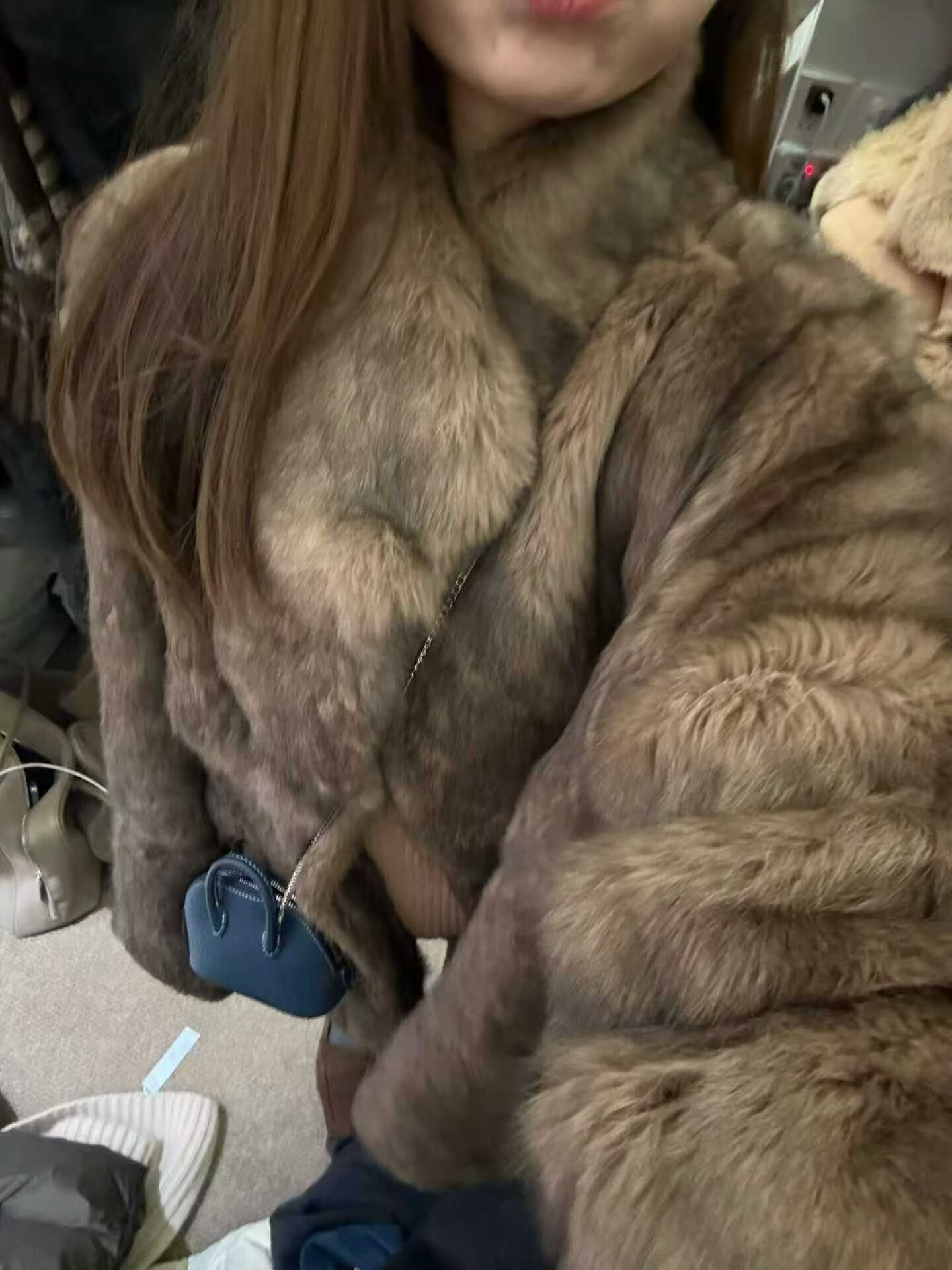 上东老钱2025冬新款进口整皮兔毛皮草女中长款高级感立领毛毛外套