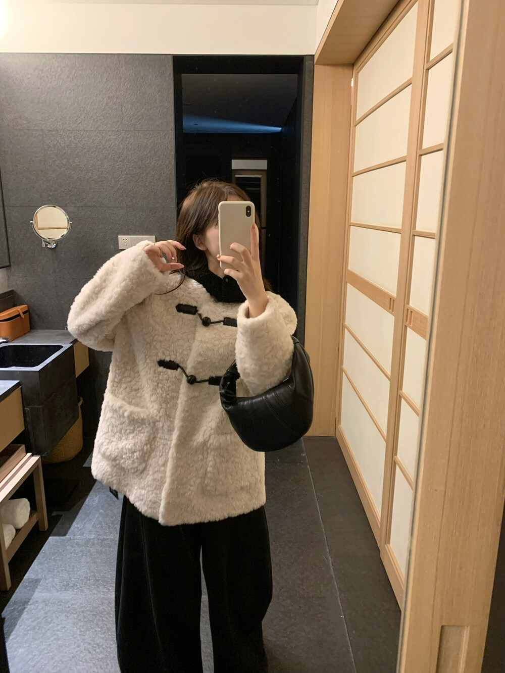 韩系冬新款皮毛一体羊羔毛皮草外套女加厚保暖两粒扣宽松显瘦大衣