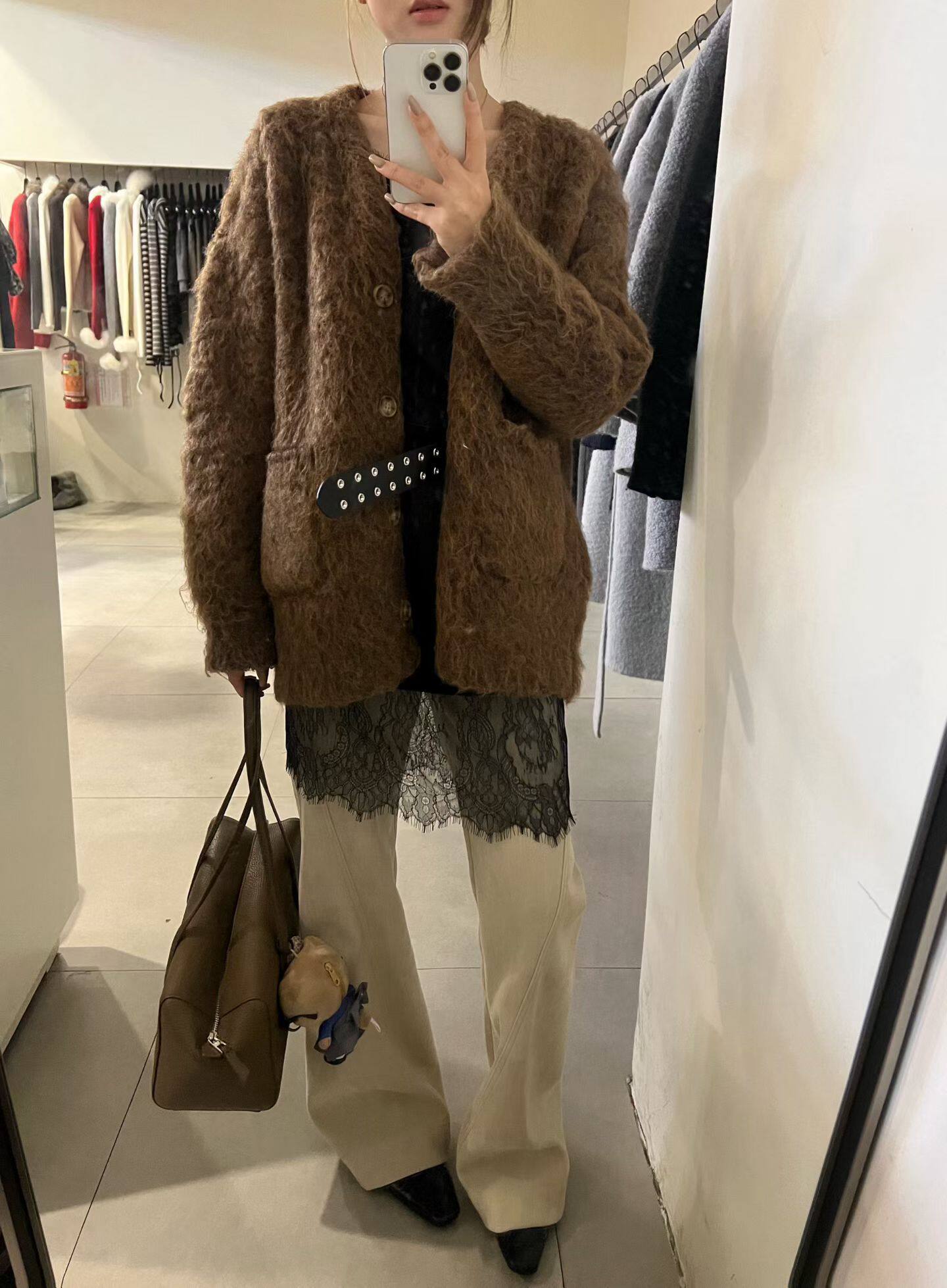 韩系25冬新款宽松显瘦拉毛毛衣设计感时尚休闲宽松显瘦加厚外套女