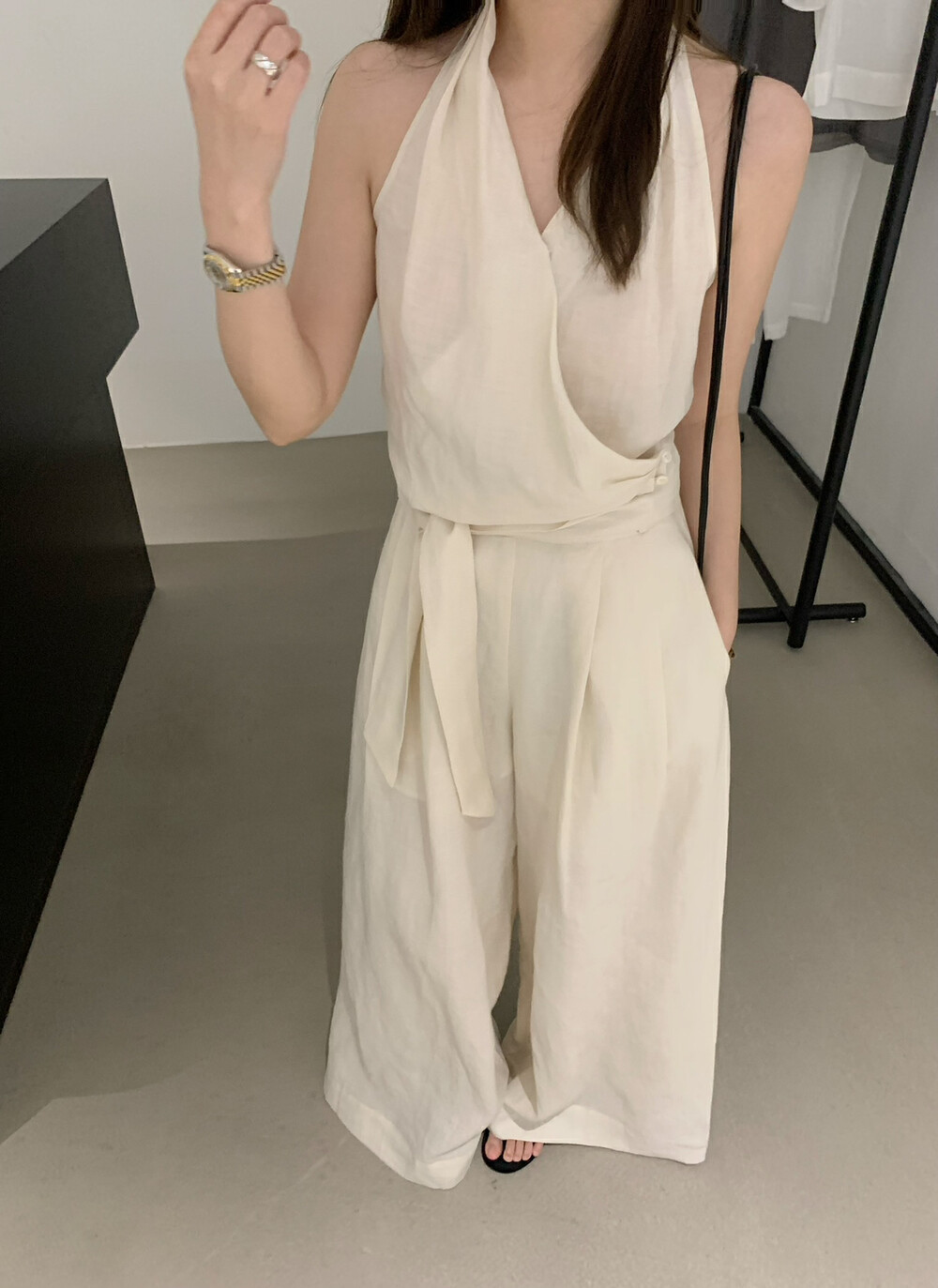韩系夏时尚气质显瘦挂脖背心+松紧腰绑带阔腿裤设计感苎麻两件套