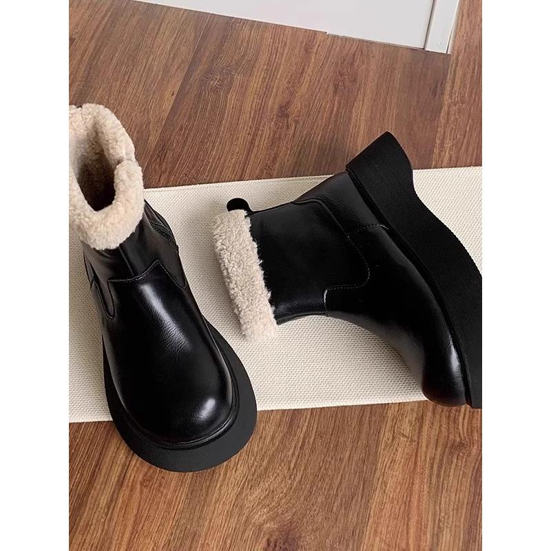 品牌撤柜真皮厚底雪地靴女冬加绒加厚保暖棉鞋防滑防水马丁靴短靴