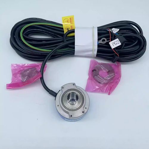 多摩川编码器TS5246N2433日立电梯主机原装OIH60-8192P40-L6-5V