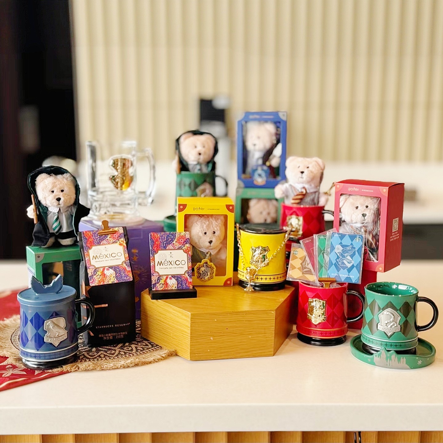 星巴克杯子2025哈利波特系列格兰芬多学院铭牌桌面马克水杯魔法棒