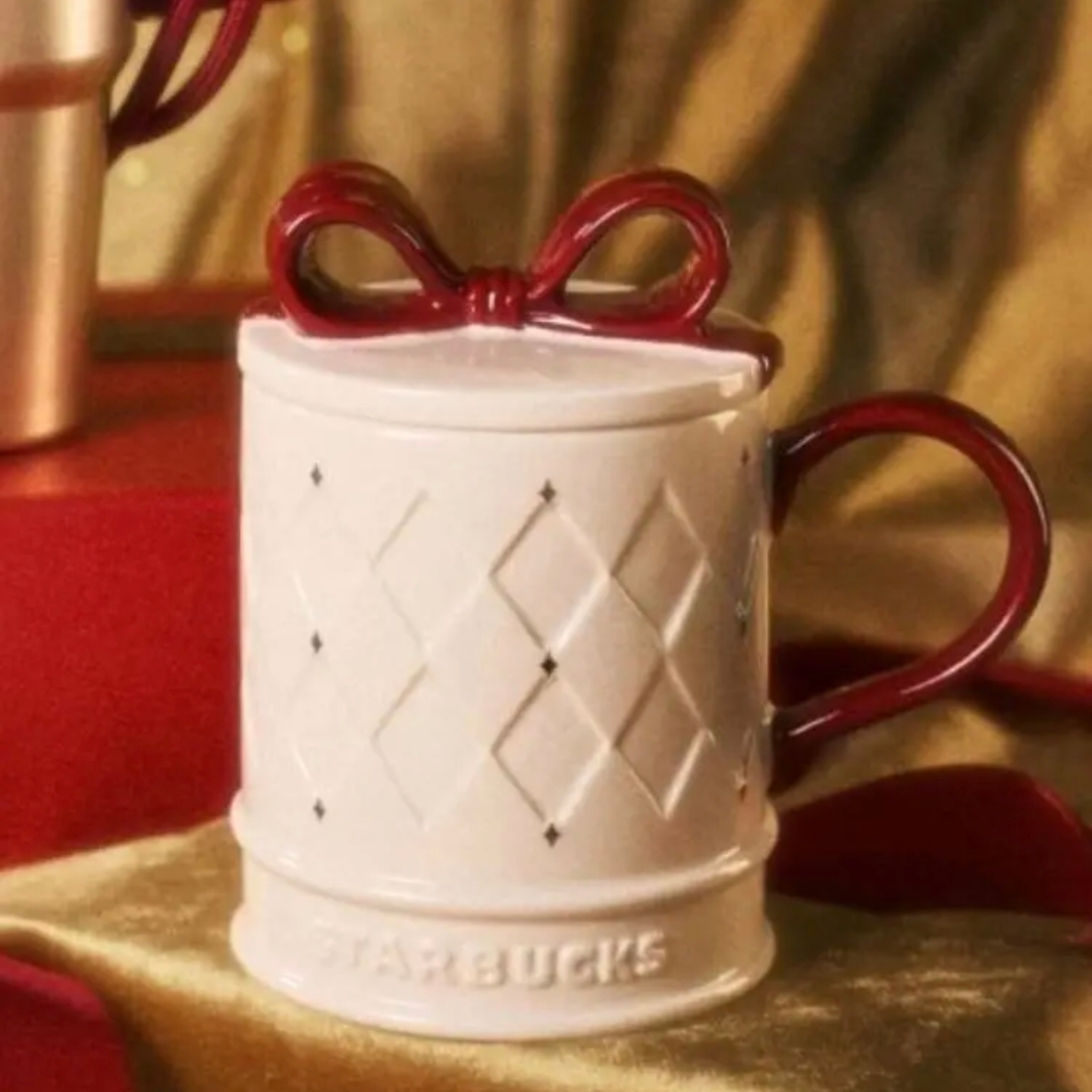 星巴克杯子圣诞节暖意融融系列蝴蝶结礼物盒马克杯414ml节日礼物