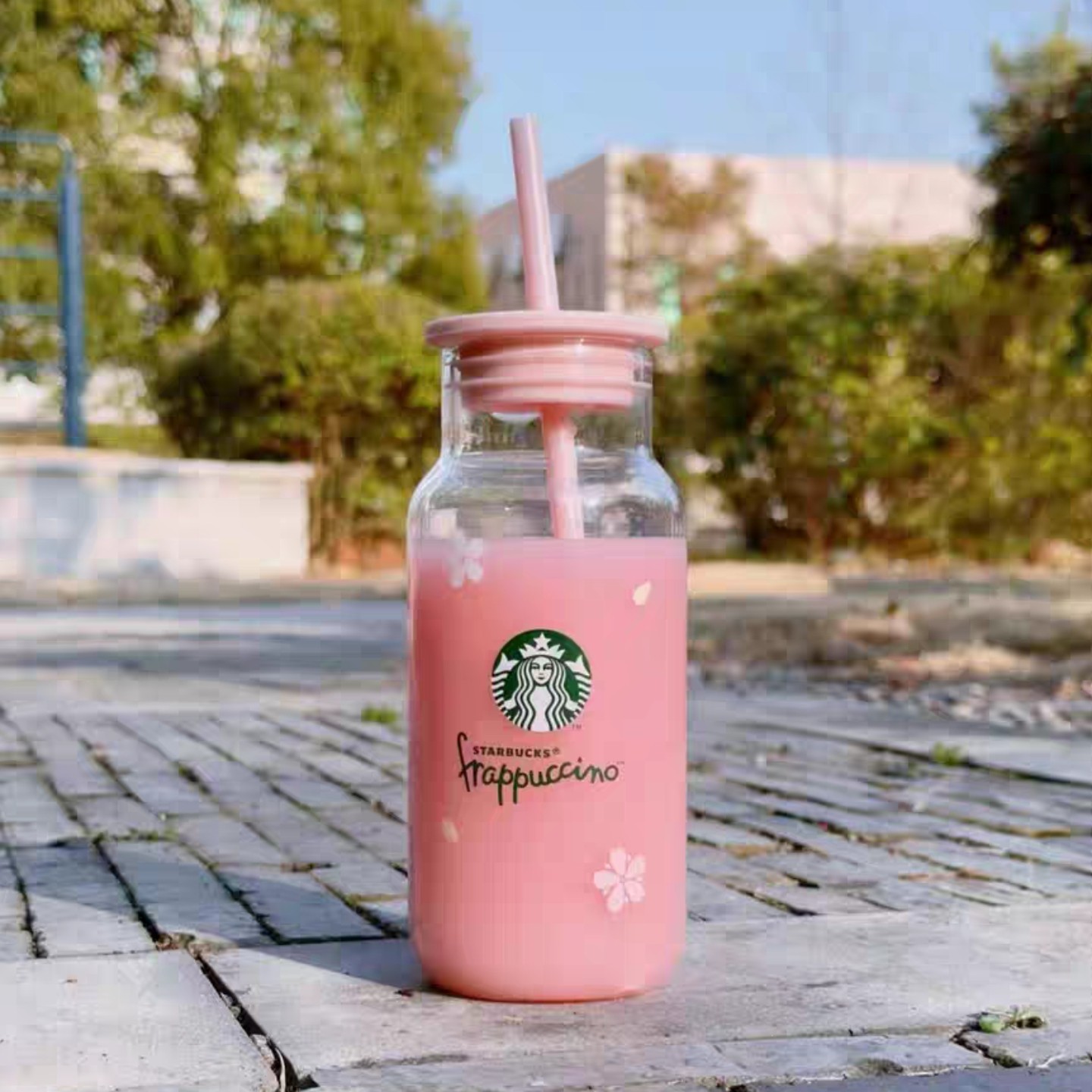 星巴克杯子清仓特价优惠简约高颜值500ml粉色樱花桌面玻璃吸管杯