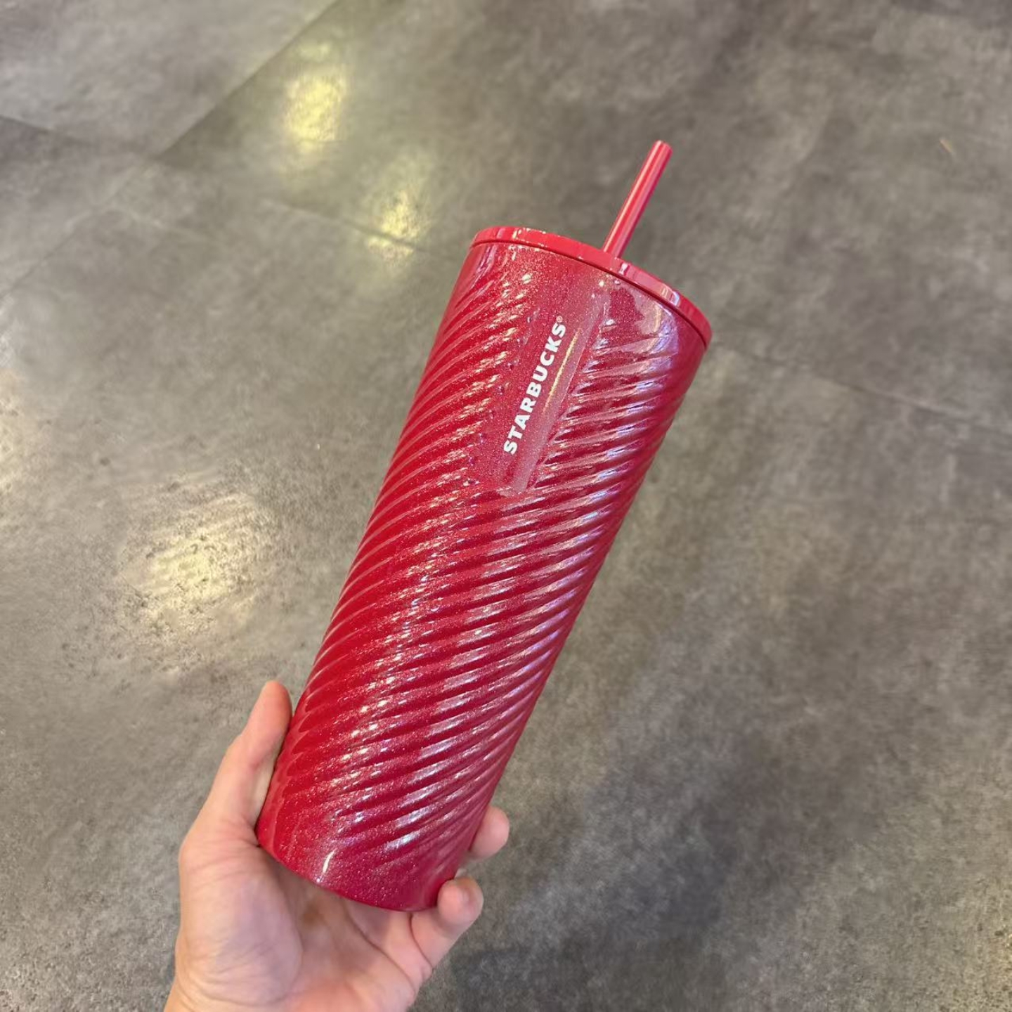台湾星巴克杯子2025新品圣诞节系列简约SWIRL红不锈钢TOGO冷水杯