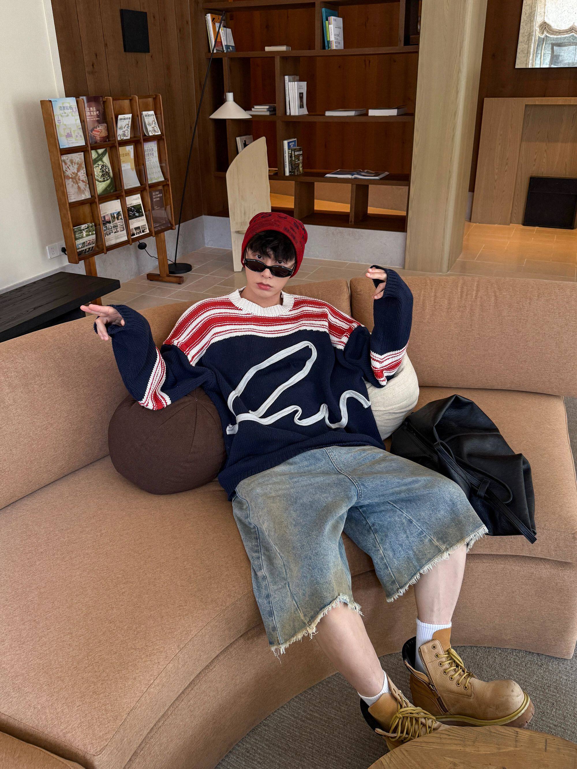 Guoyiju American Retro College Style Color-Blocked Drop Shoulder Sweater Unisex Casual Loose Round Neck Knitwear