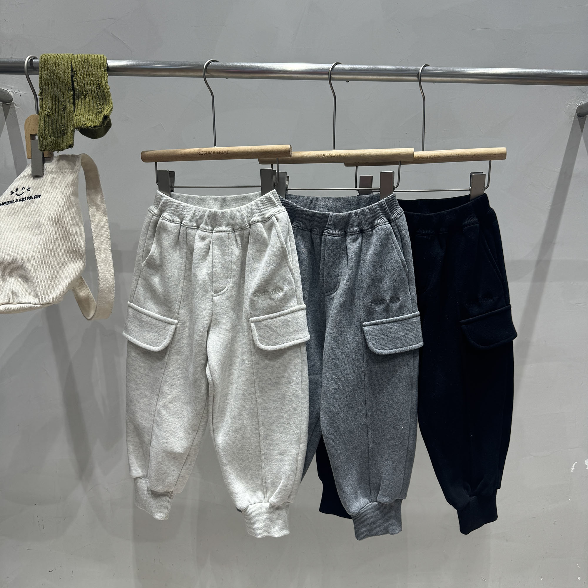 休闲新款百搭长针织裤子简历休闲