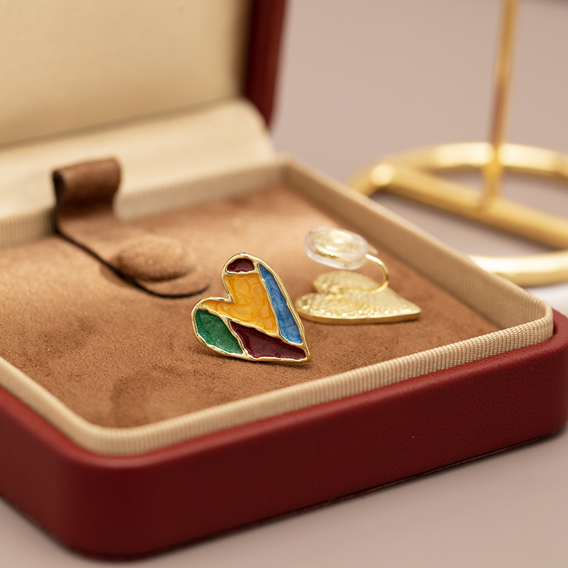 独特油画风彩色爱心蚊香盘耳夹