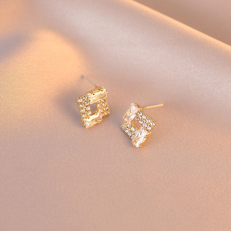 小巧耳钉小众设计感耳环简约气质百搭高级感耳饰蚊香盘无耳洞耳夹,饰品/流行首饰/时尚饰品新,耳夹,淘宝优惠券,粉丝福利购,淘宝优惠卷