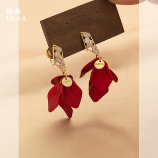蚊香盘方形水晶吊坠红色花瓣耳钉复古优雅夸张优雅配饰耳夹无耳洞