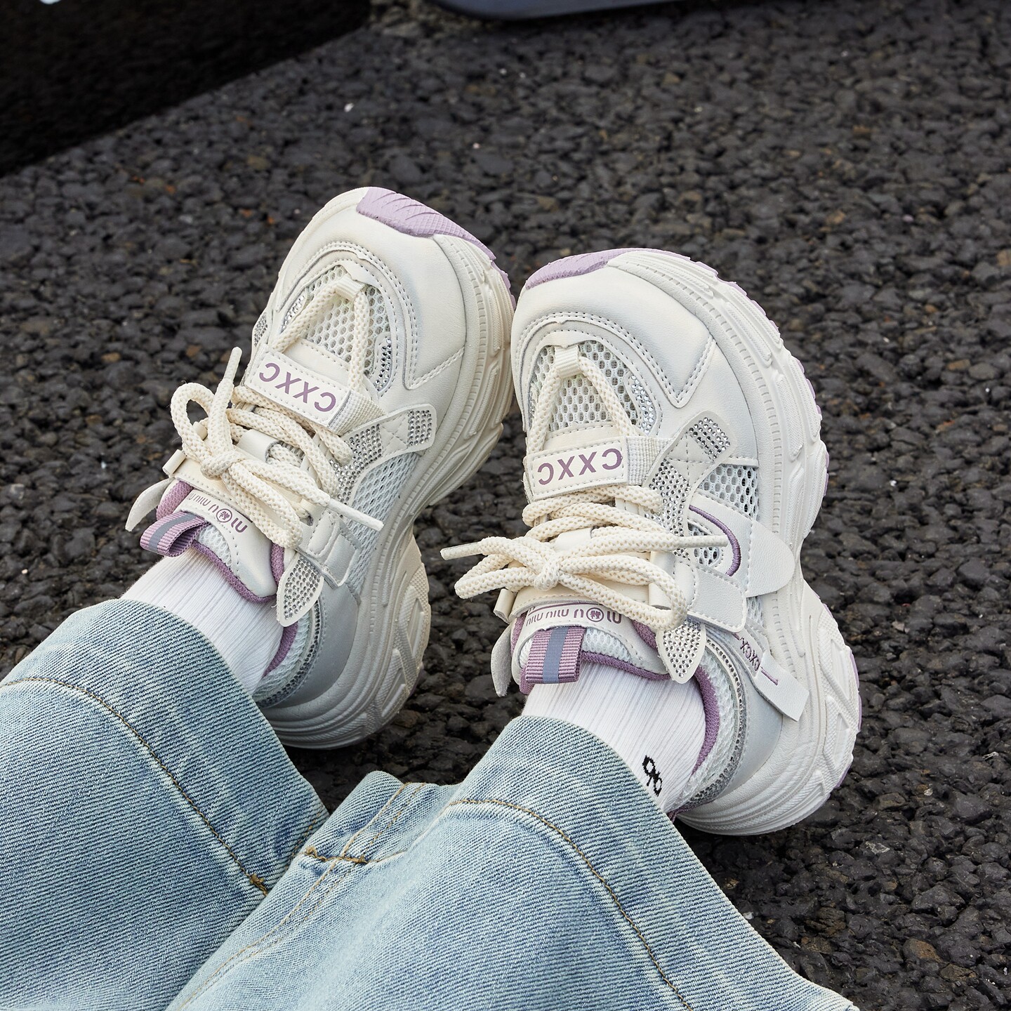 2026春夏季女童时尚新款老爹鞋女孩透气网面运动鞋学生休闲跑步鞋