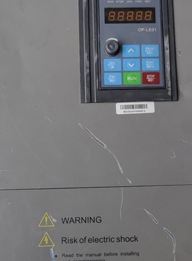 富凌变频器BD330-037G/045P-4。输入功率为38 议价