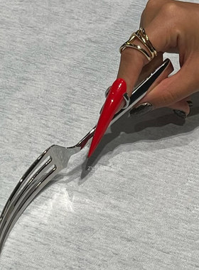 韩国代购创意指甲造型超火不锈钢西餐餐叉蛋糕叉子意大利面叉子