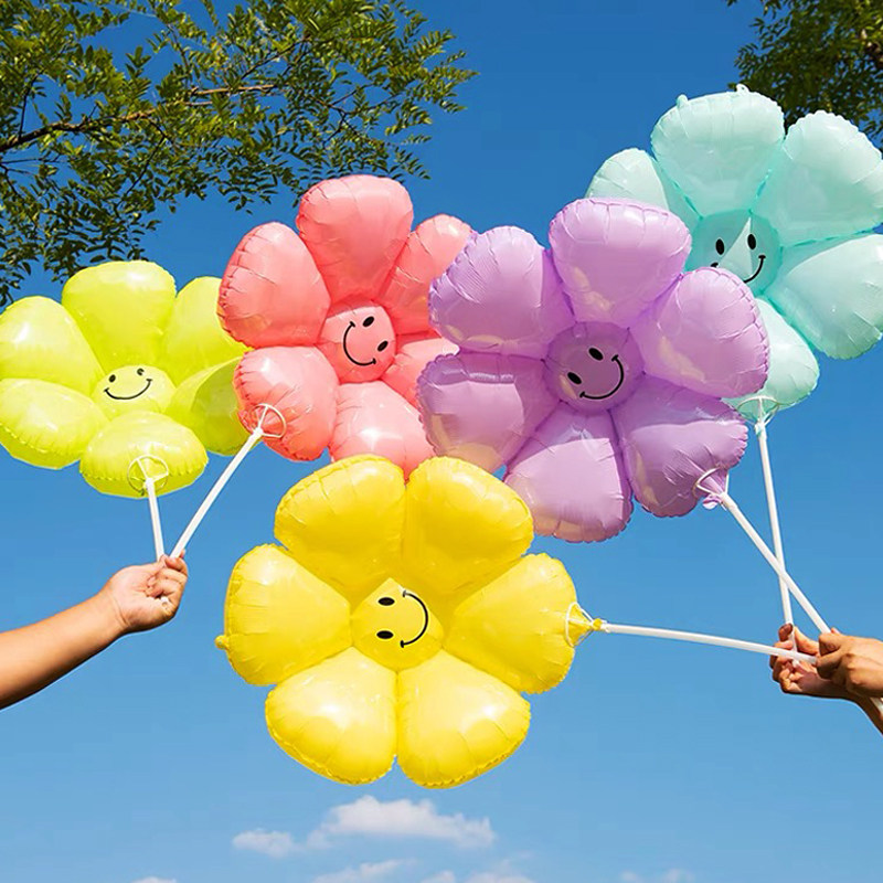 白色太阳花朵小雏菊向日葵笑脸气球带杆野餐露营生日户外拍照网红