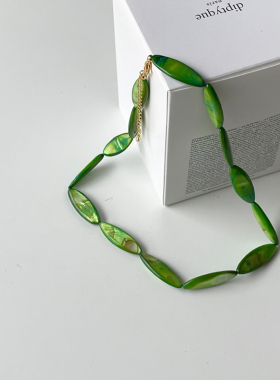 《夏日夜晚》原创高级感复古孔雀绿项链小众夸张度假设计