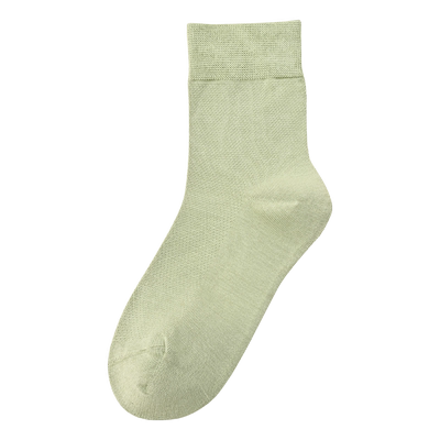 薄款透气女纯棉无骨缝合中筒袜子