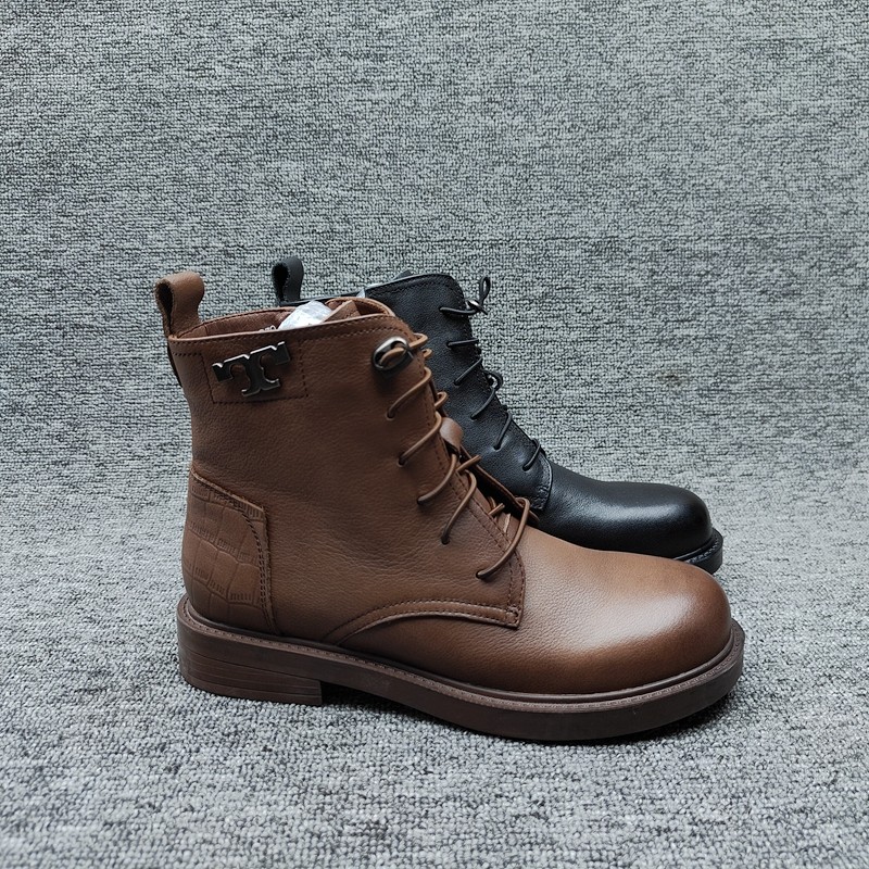 25尾货工厂断码处理女鞋马丁靴