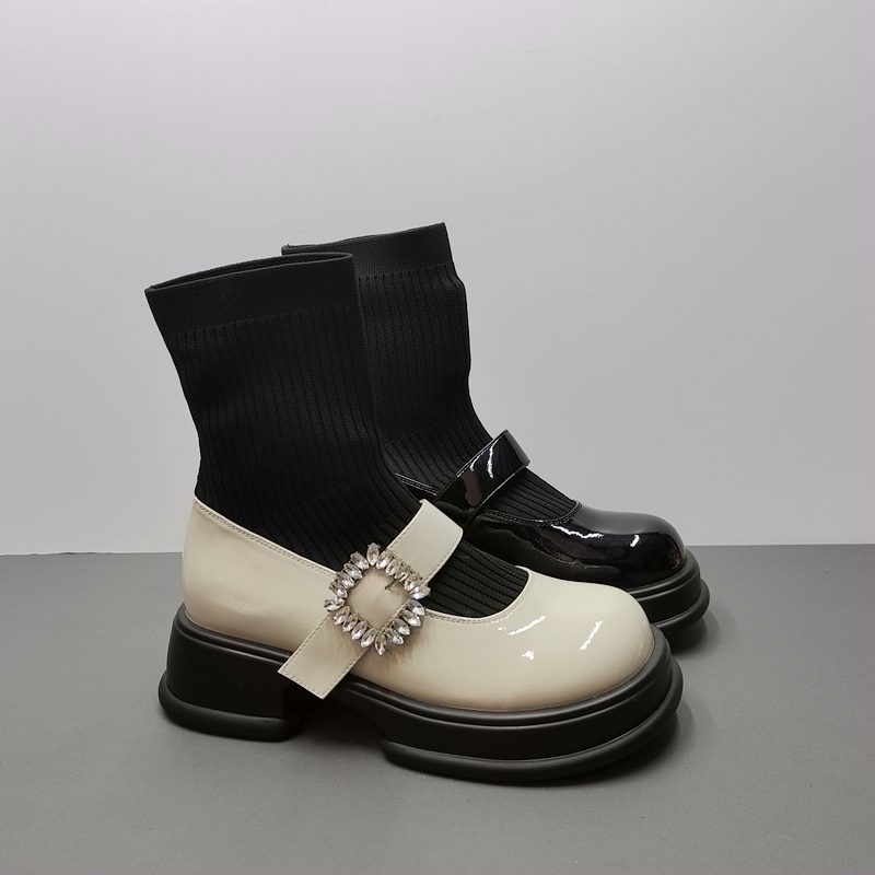 厚底百搭洋气时尚潮流袜子靴单靴