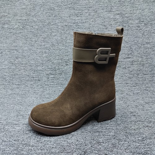 25尾货断码处理女鞋短筒真皮复古