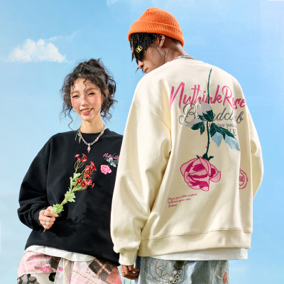 Nuthink玫瑰花刺绣圆领卫衣情侣