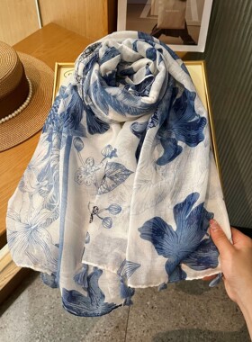 民族风蓝色薄款丝巾女波西米亚百搭披肩两用海边旅游拍照防晒纱巾