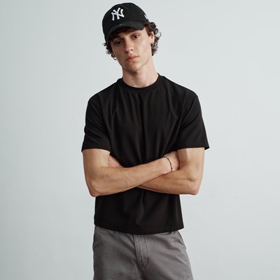 VLABMADE基础纯色刺绣正肩T恤