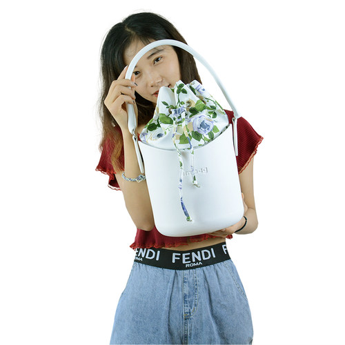 新款水桶包ambag硅胶单肩斜跨