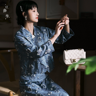 江南范新式改良牛仔烂花唐装中式服装上衣2024年秋季外套通勤开衫