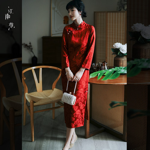 红色订婚旗袍中式年轻款