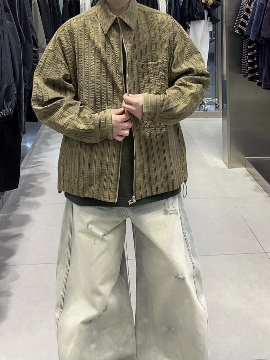 2026新款春装条纹皱感面料复古衬衫拉链开衫外套男时尚百搭上衣