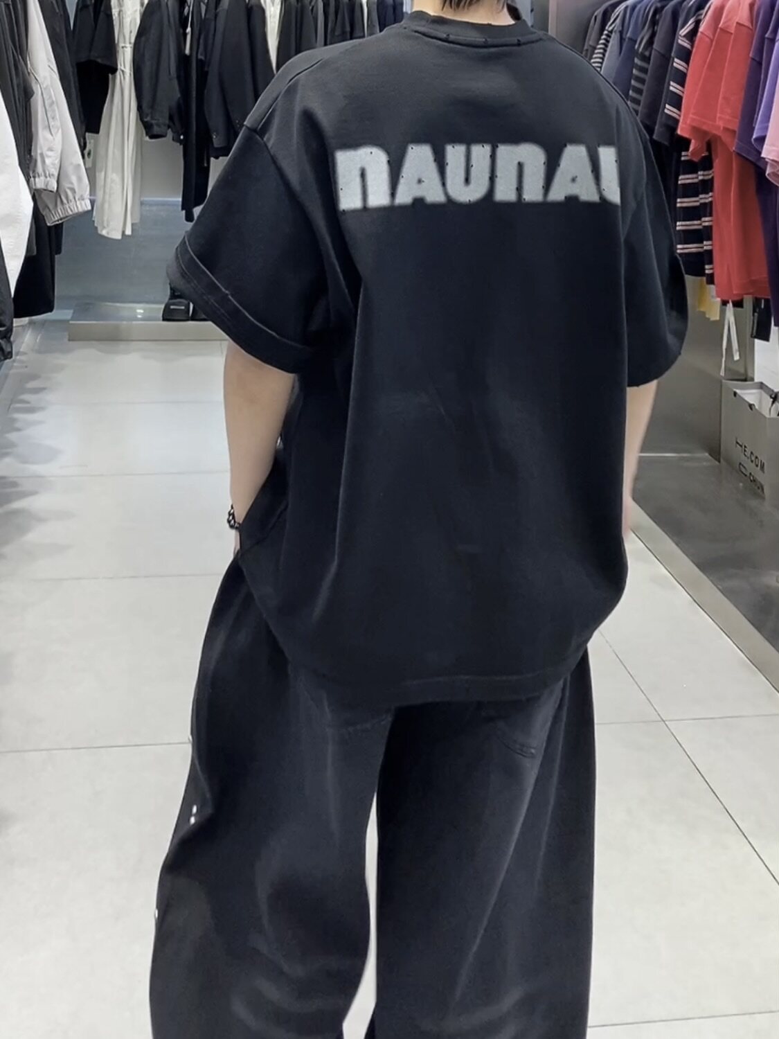 2026新款春装圆领短袖T恤男半袖上衣时尚百搭休闲宽松短袖