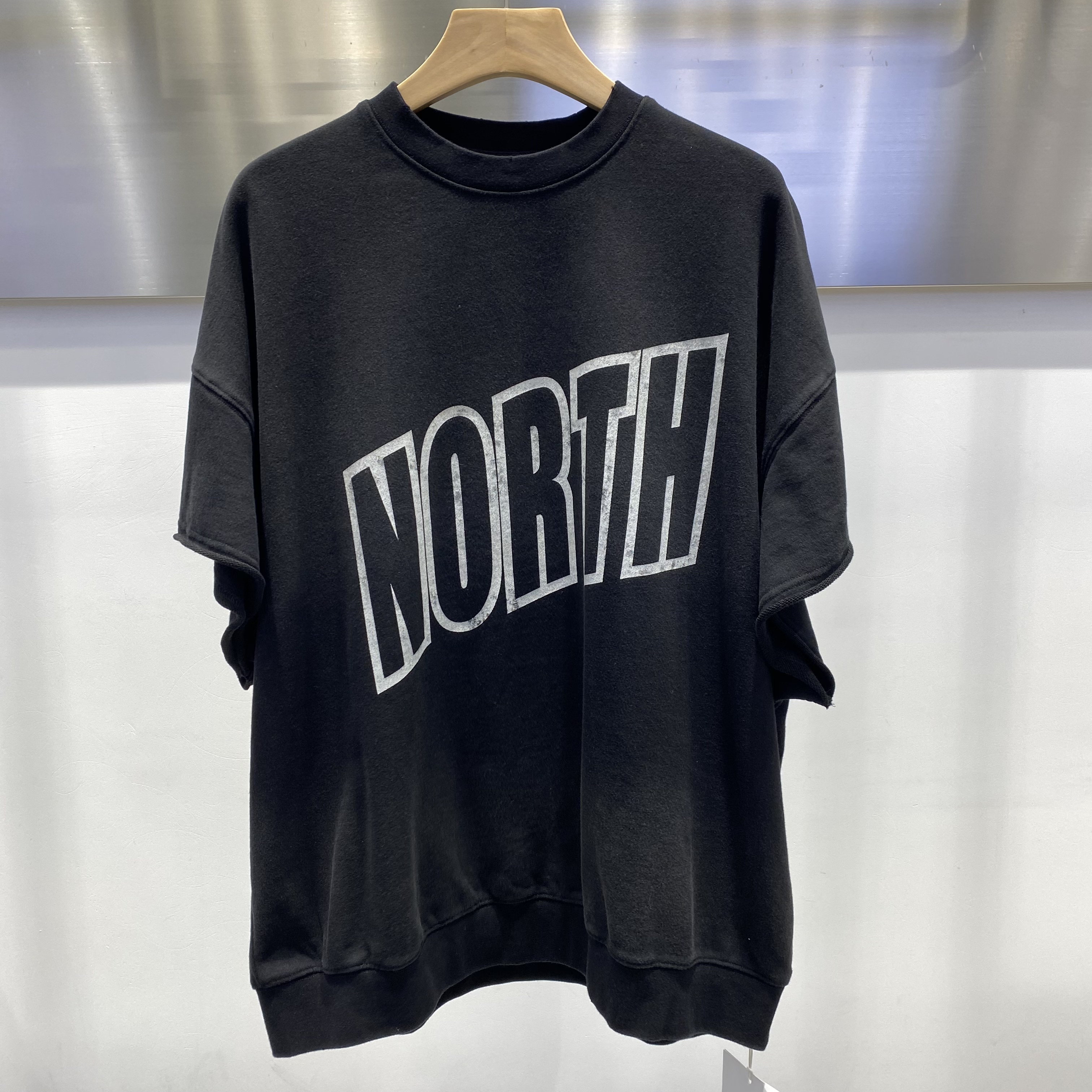 2026新款春装圆领短袖T恤男半袖上衣时尚百搭休闲宽松卫衣