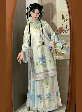 粉装玉琢宫廷格格服装套装