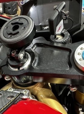 MV AGUSTA奥古斯塔F3 SUPERVELOCE手机支架专用三星柱