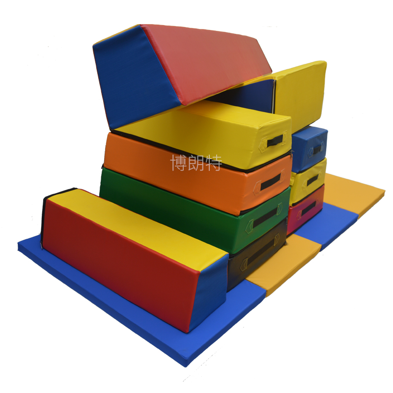 博朗特儿童软体跳箱早教中心十字