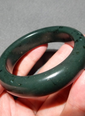 方言和田玉沙枣青籽油润手镯