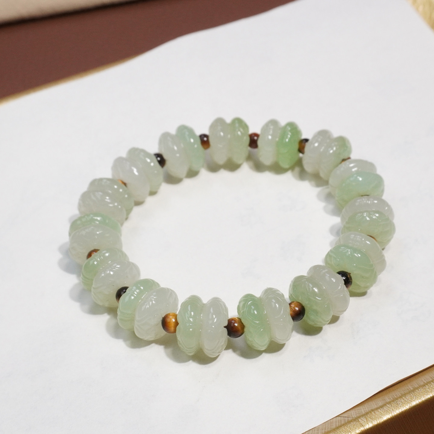 和田玉青海老坑料珍稀翠青玉细腻油润俏色聚宝盆14mm莲花珠手链Q
