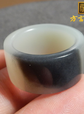 亏麻了方言和田玉精品新疆黑白分明意境青花籽料16mm戒指扳指w2