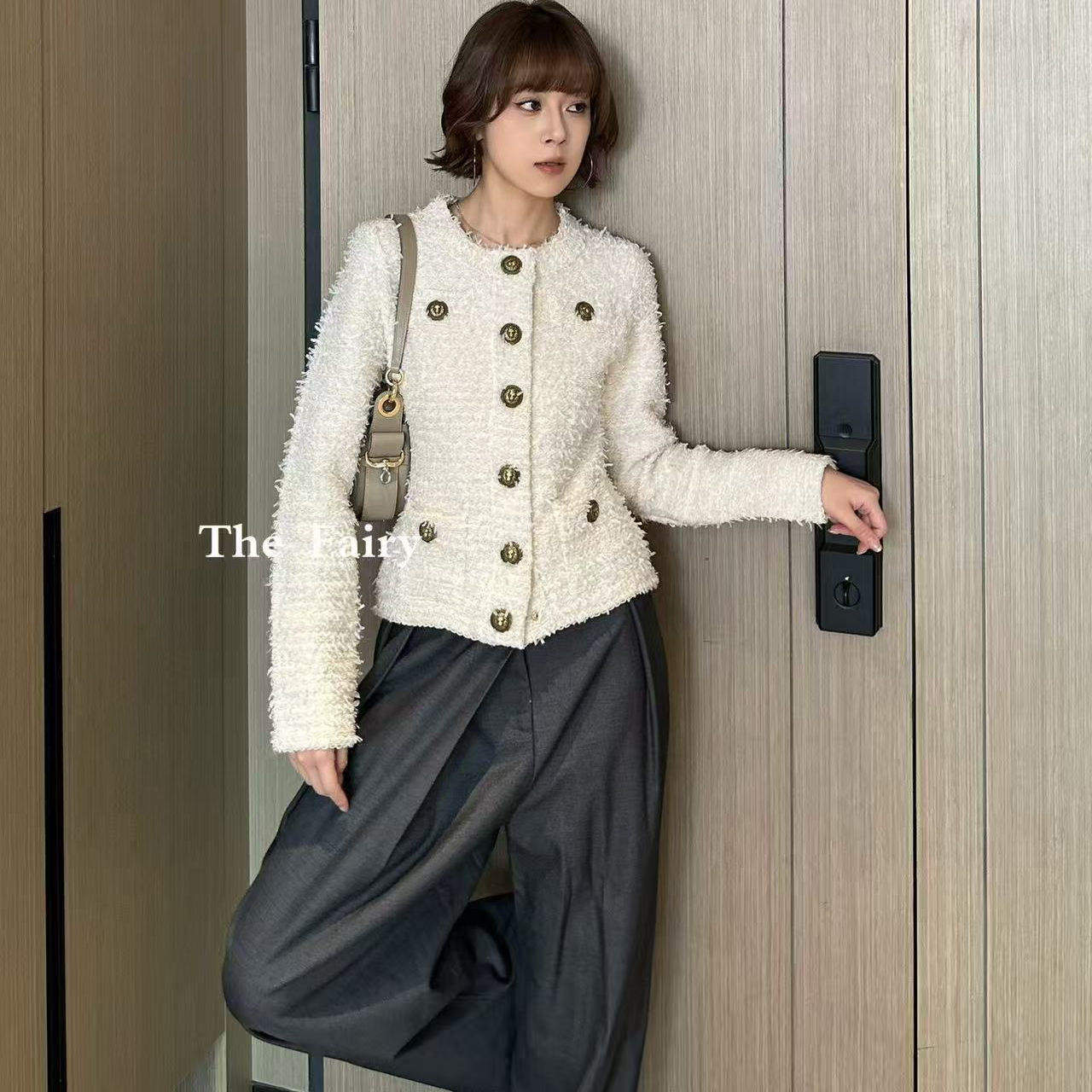 米白色针织开衫外套女2025年秋冬新款短上衣名媛小香风气质时尚潮