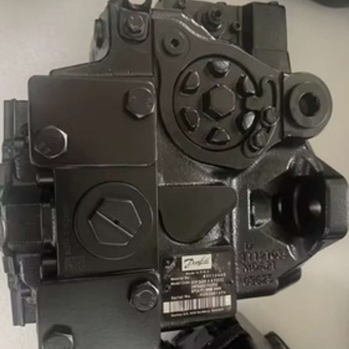 Hydraulic Pump for Danfoss H1P210LAAA5C1BD8CG3NNL35L35RP24PN