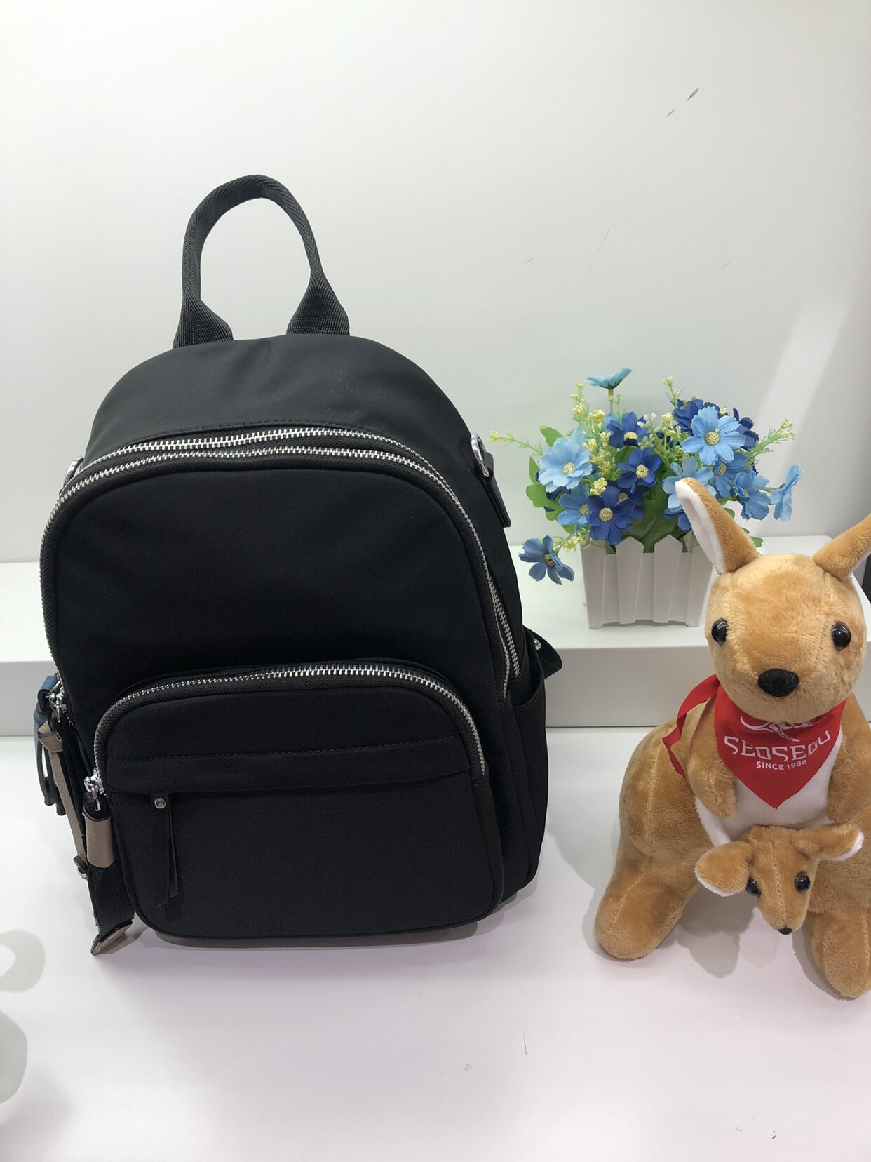 seoseoo袋鼠双肩包女新款韩版百搭牛津布背包时尚休闲大容量包包