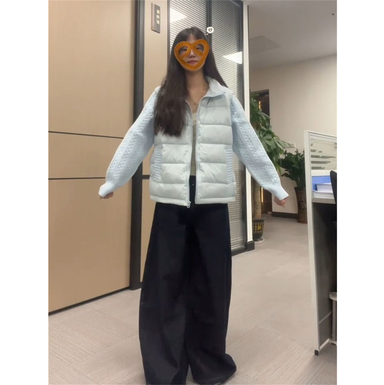 韩版时尚女冬季新款防寒面包服重工针织袖子拼接蓝色立领棉服外套