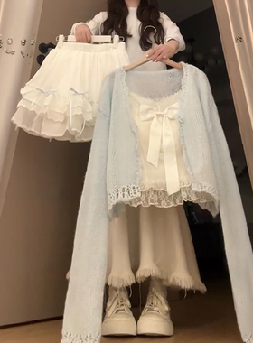 春季温柔风甜美蓝色针织开衫+蝴蝶结吊带上衣+蛋糕半身裙女三件套