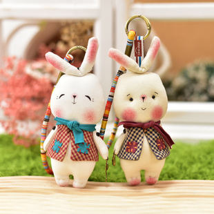 25新款 复古手工娃娃创意软萌毛绒玩偶包包挂件新年礼物钥匙扣车挂