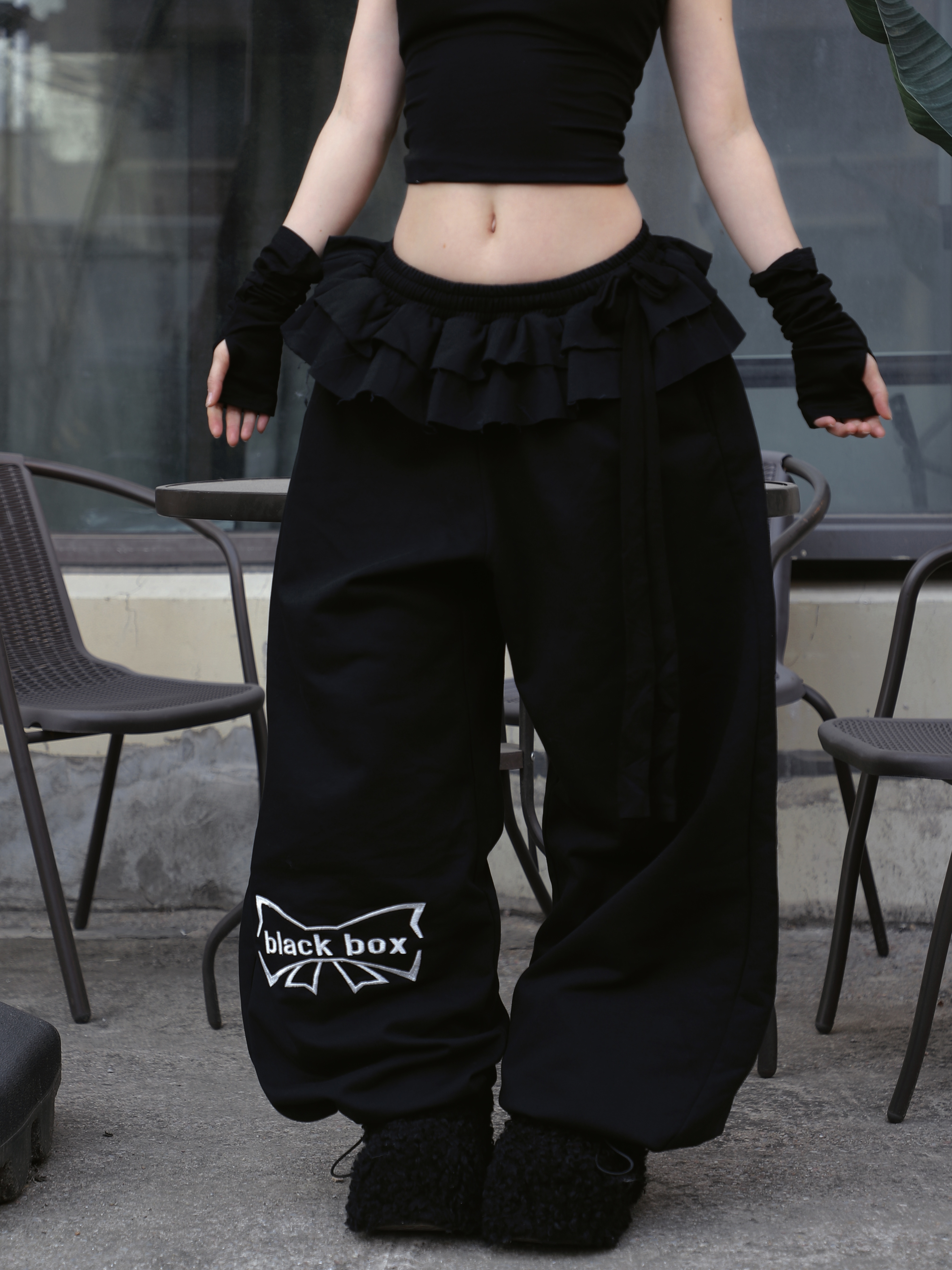 〖圣诞系列〗黑盒子原创蝴蝶结蛋糕裙边宽松阔腿裤爵士舞休闲卫裤