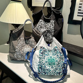 ball chain环保袋刺绣新款 滕花图尼龙斜跨单肩包购物袋休闲大容量