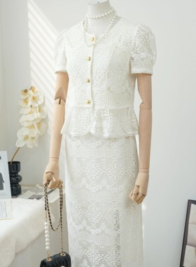 【格桑雅儒】白色蕾丝套装镂空荷叶边短袖上衣女高腰半身裙两件套