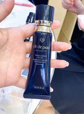 日本CPB肌肤之玥新版粉底液保湿