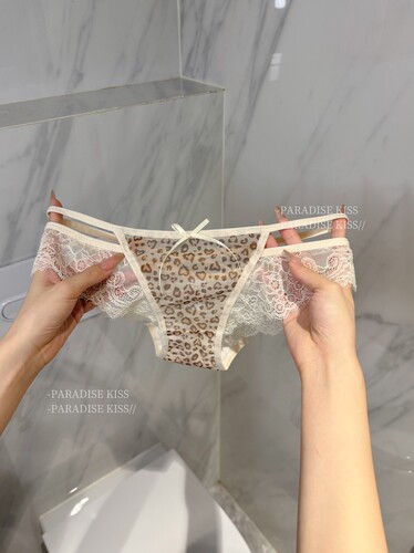 「KISS」法式纯欲交叉带性感镂空